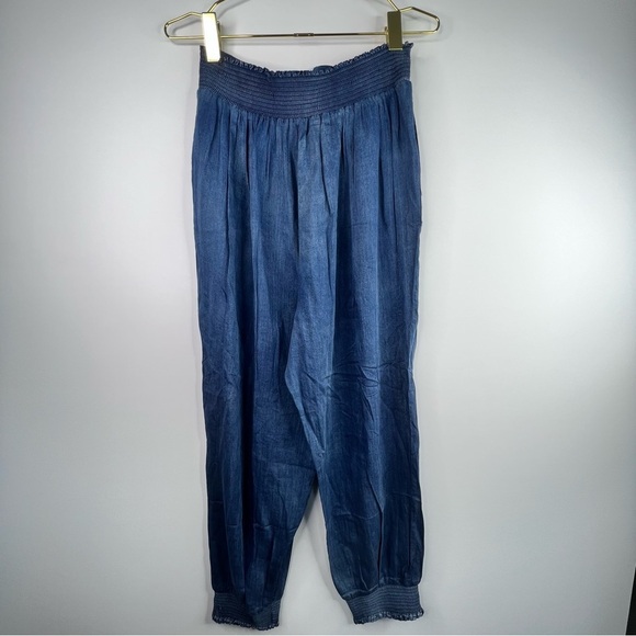 La Vie Rebecca Taylor Tissue Denim Chambray High Rise Tapered Smocked Hem Pant L - Picture 9 of 13